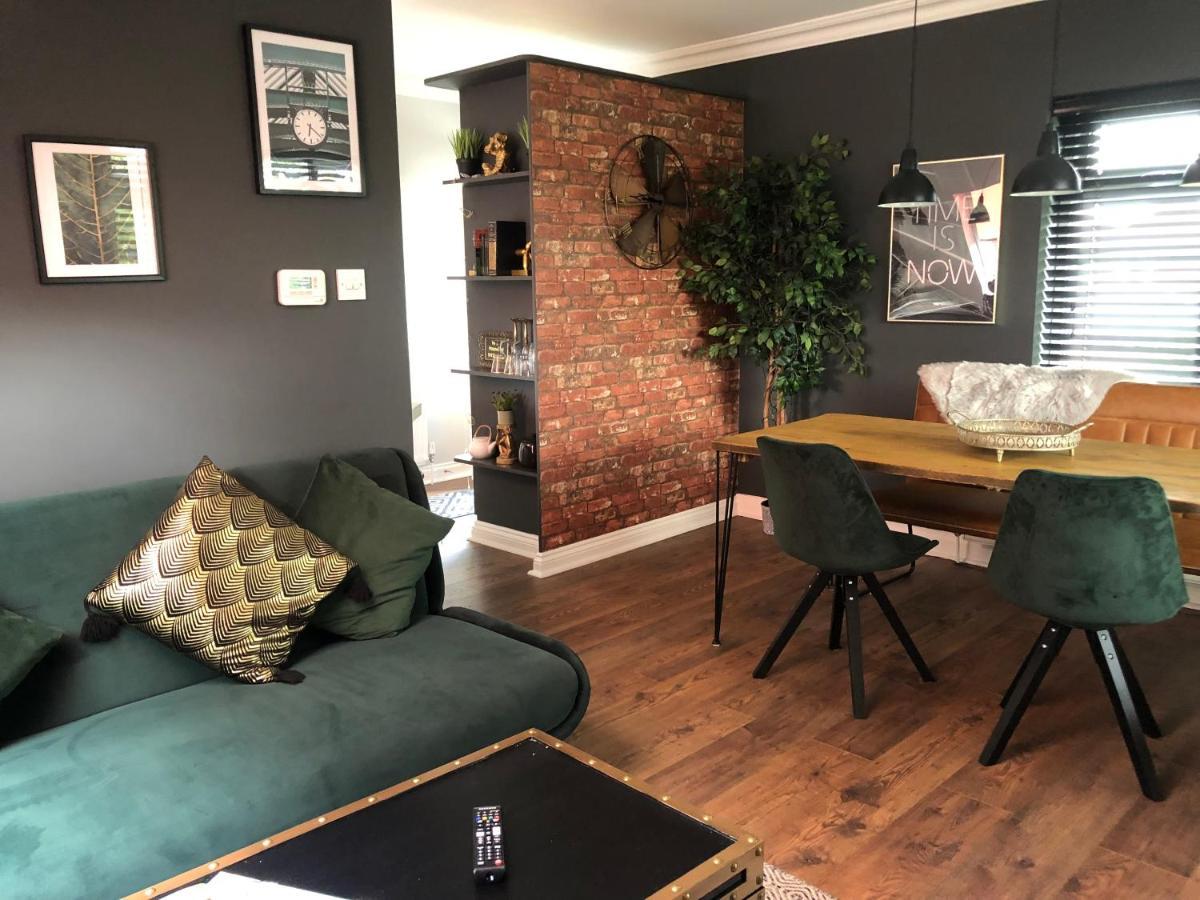 Time Is Now! Beautiful Apartment In York Dış mekan fotoğraf